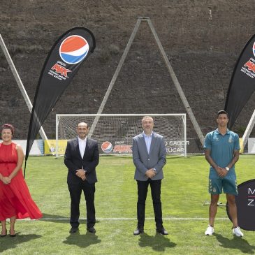 Pepsi MAX y la Unión Deportiva Las Palmas, juntos para seguir soñando