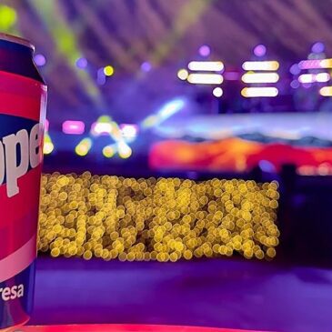 Clipper hizo historia como la primera marca canaria en colaborar en las campanadas y brindó con toda Canarias: «FELICES CLIPPER»